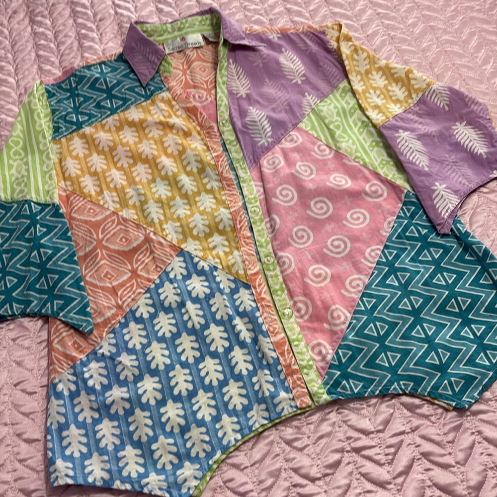Sacred Threads EUC Button Front Shirt Multicolor Small